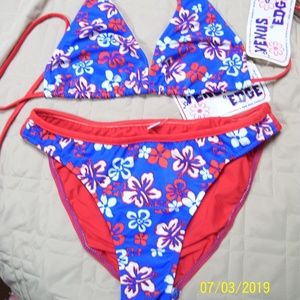 NWT VENUS Edge Bikini Swimsuit Red/White/Blue L